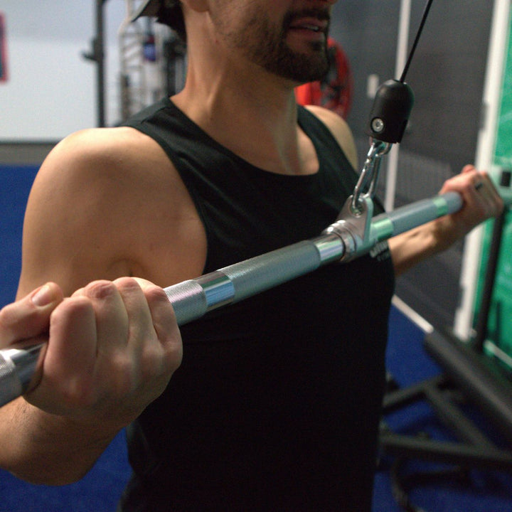 Gronk Fitness Aluminum Lat Bar | Black Gronk Fitness Products Cable attachments AluminumLatPulldownLifestyle_720x_ef8b31f6-5b09-4fdd-a173-fd1ca4e513f6