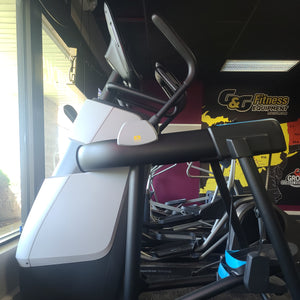 Precor AMT 835 with P31 Console — [Display Model]