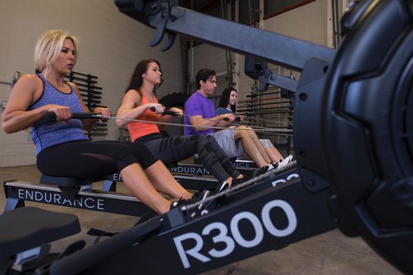 Body Solid Endurance R300 Indoor Rower Body Solid Rowers, Cross-Row 7bc20817-635c-ed11-834a-0af6a9949c45_R300_.
