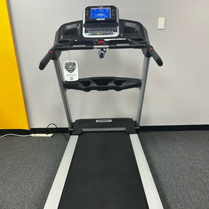 Spirit XT685 Treadmill 2023 — [Display Model]